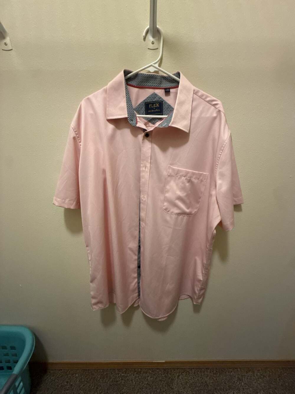 Slim Fit Performance Short Sleeve Button-Up Shirt (Men)